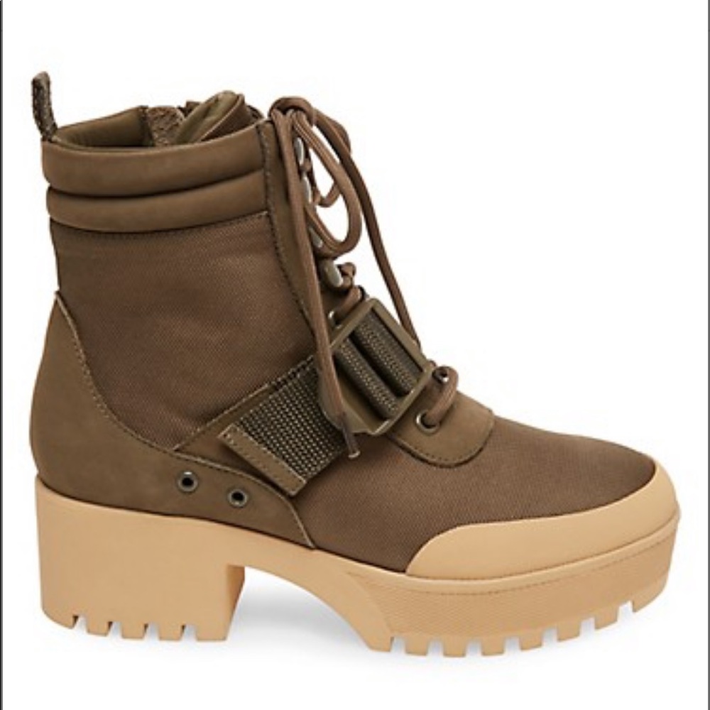 Steve Madden Lace-Up boots